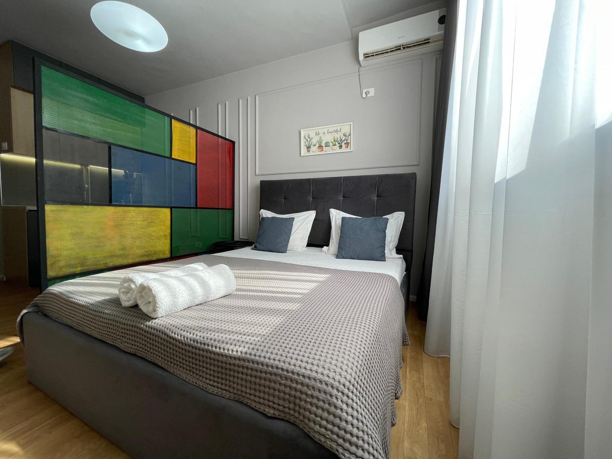 Myslym Shyri'S Apartments Tirana Exteriér fotografie